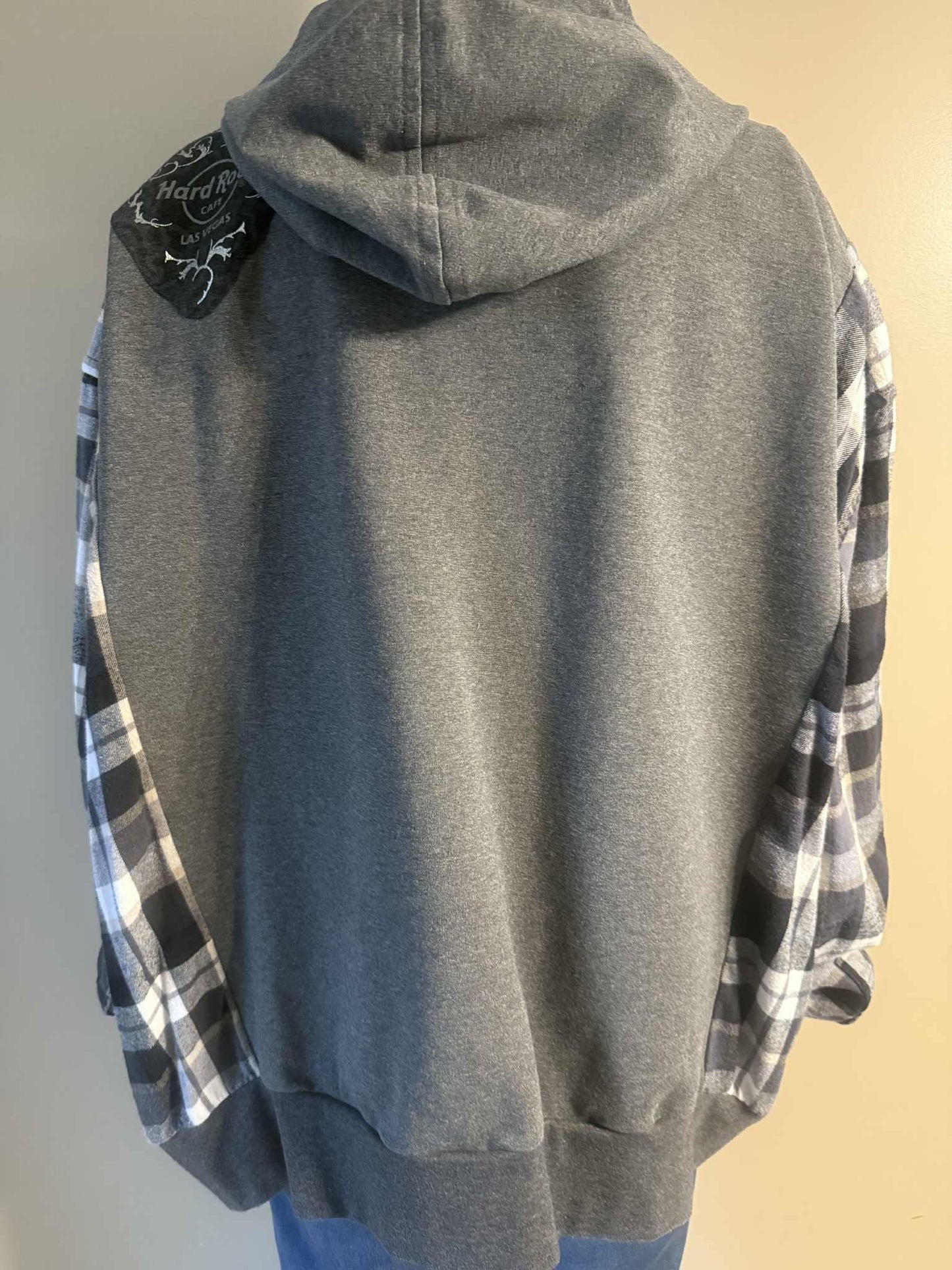 Upcycled Hoodie / Sweatshirt - Hard Rock Cafe (3XL)