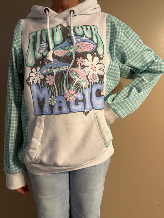 Upcycled Hoodie / Sweatshirt - Find Your Magic (2XL)