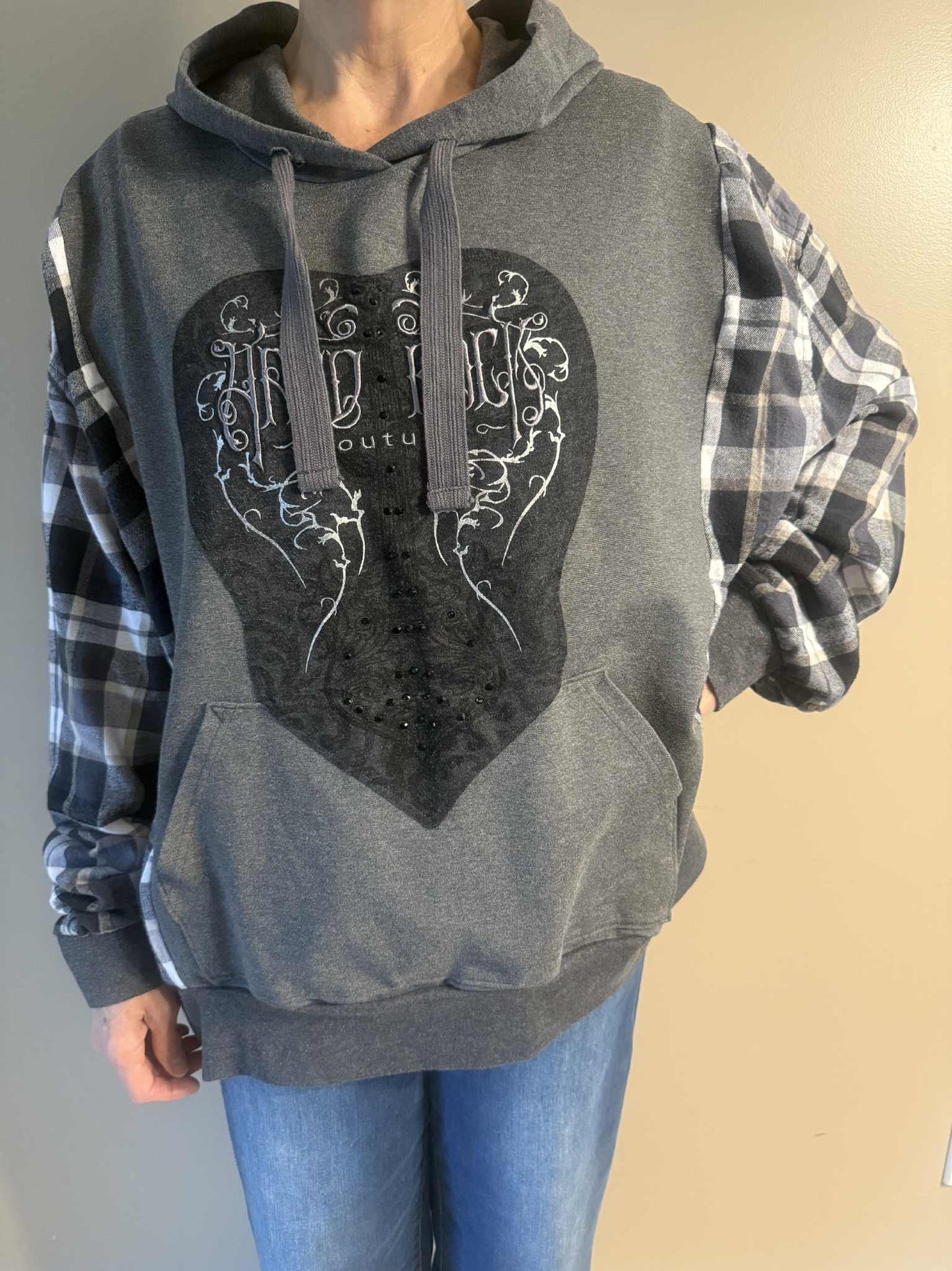Upcycled Hoodie / Sweatshirt - Hard Rock Cafe (3XL)