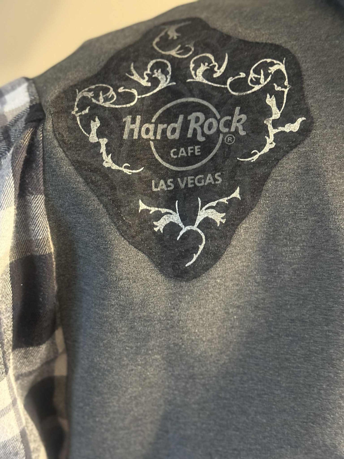 Upcycled Hoodie / Sweatshirt - Hard Rock Cafe (3XL)