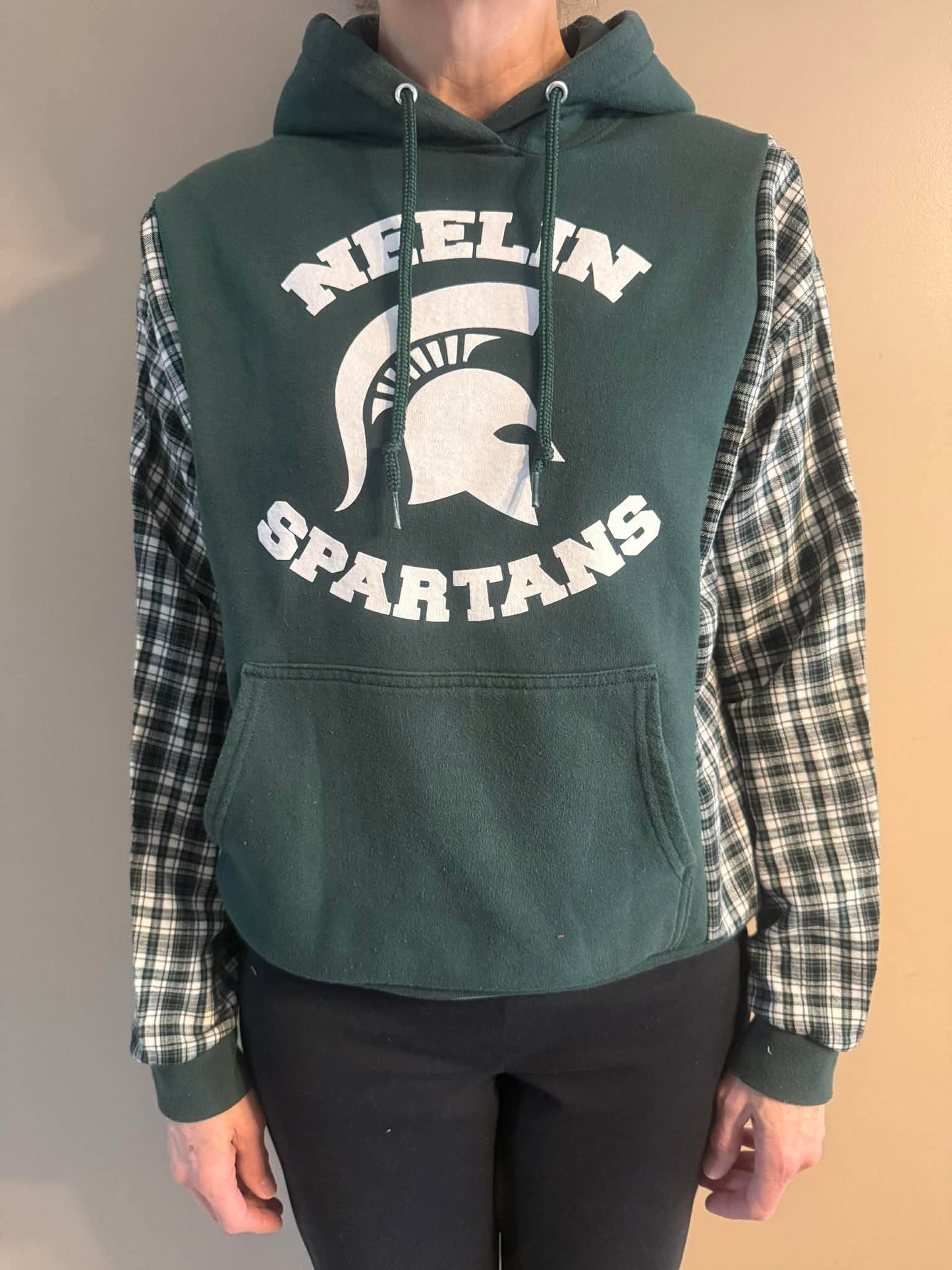 Upcycled Hoodie / Sweatshirt - Neelin (Small)
