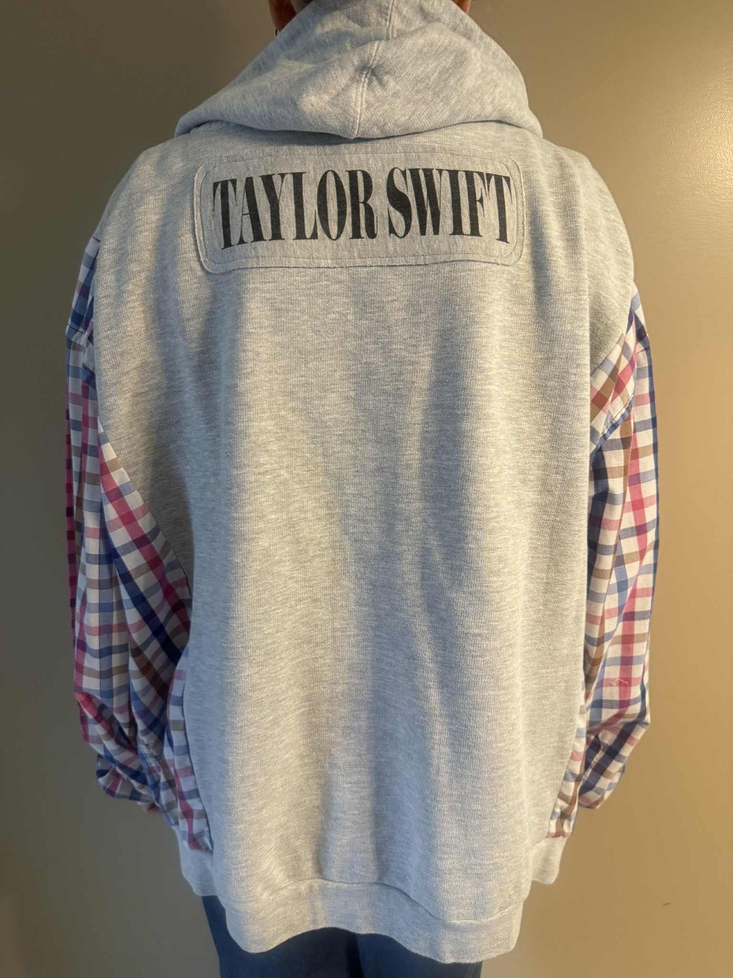 Upcycled Hoodie / Sweatshirt - Taylor Swift (3XL)