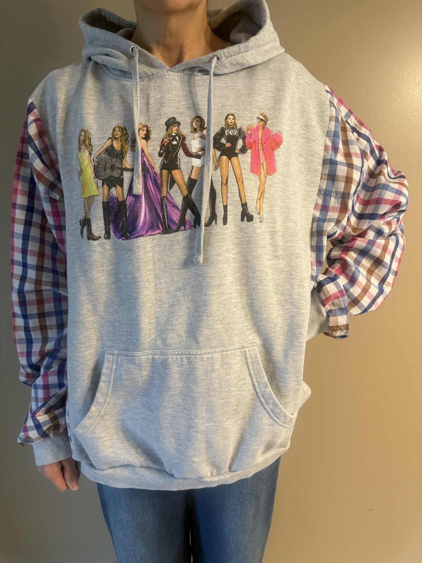 Upcycled Hoodie / Sweatshirt - Taylor Swift (3XL)